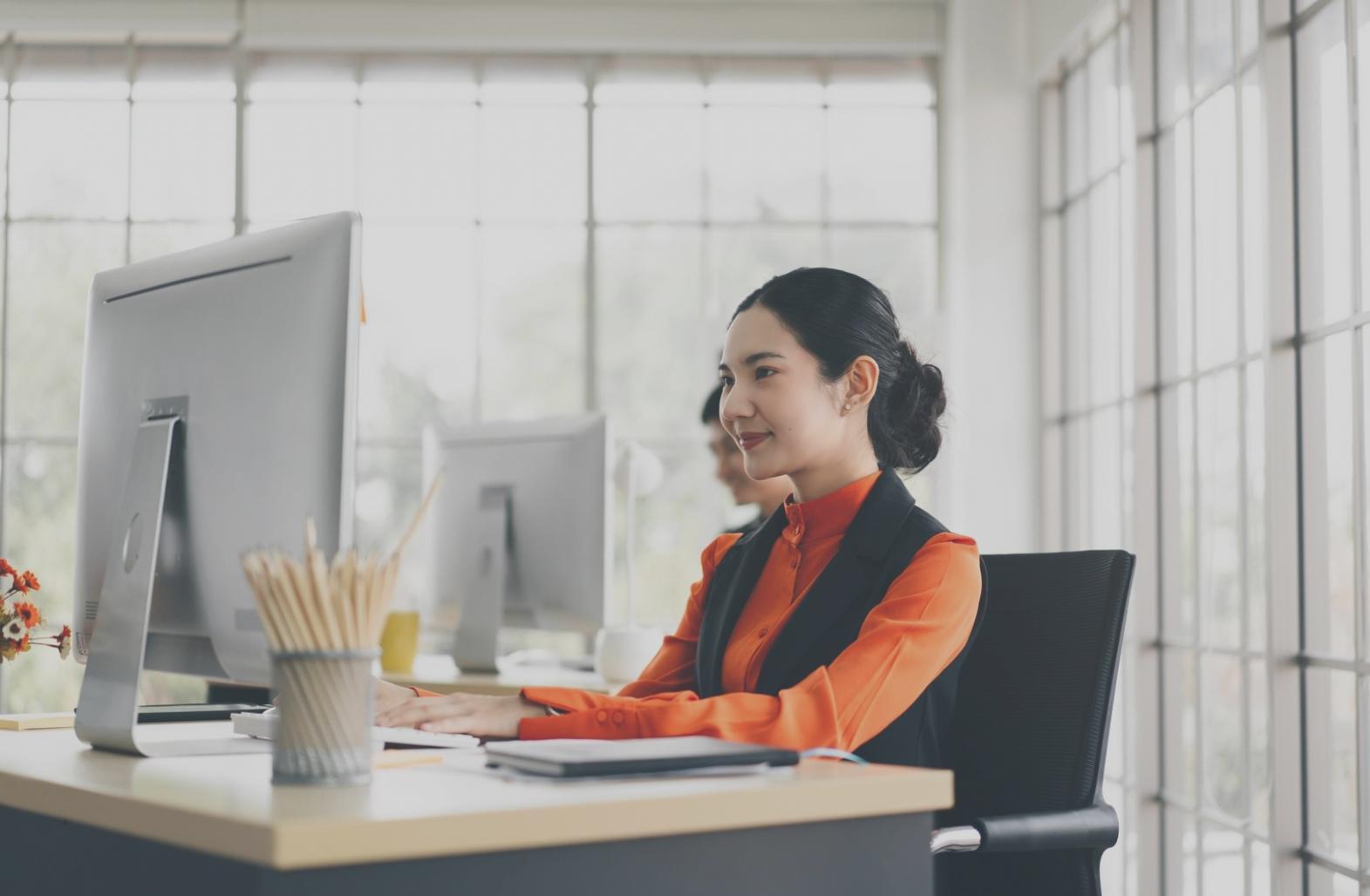 Relatore esperto durante sessione webinar su SEO